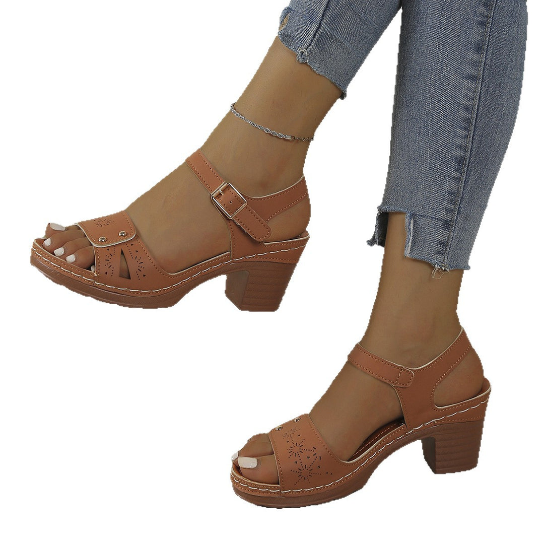 Damen Plattform-Sandaletten mit eleganten Riemen und komfortablem Fußbett R&B