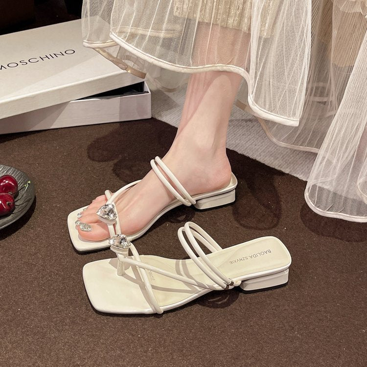Damen elegante Sandaletten mit chicem Querriemen und Glitzer-Akzent R&B
