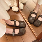 Damen Ballerinas mit verstellbarem Riemen und komfortabler Fußbettgestaltung R&B