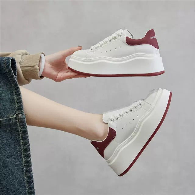 Damen Modische Plateau Sneakers mit elastischen Schnürsenkeln und trendiger Silhouette R&B