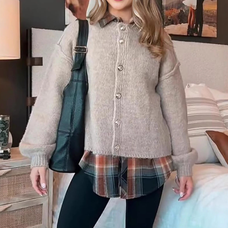 Damen kuscheliger Strickmantel mit voluminösen Ärmeln und goldenen Knopfdetails R&B