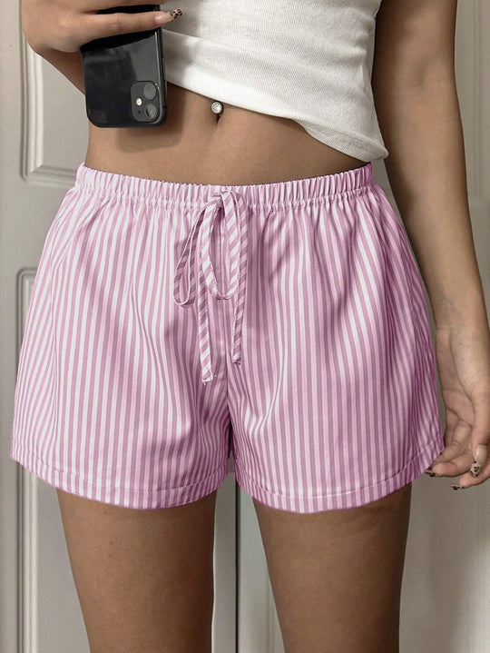 Damen lässige Shorts mit elastischem Bund und feinem Streifenmuster R&B
