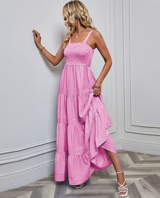 Damen Maxikleid mit raffiniertem Pliszeedesign und elastischem Oberteil R&B