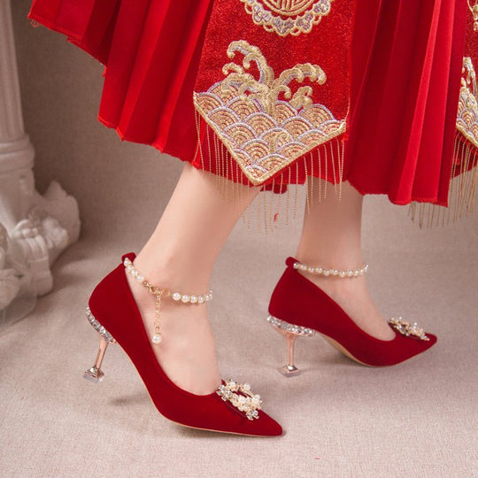 Damen elegante spitze Pumps mit funkelndem Schmuckdetail R&B