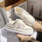 Damen Modische Sneakers mit elegantem Kragen und einzigartigen Design-Details R&B