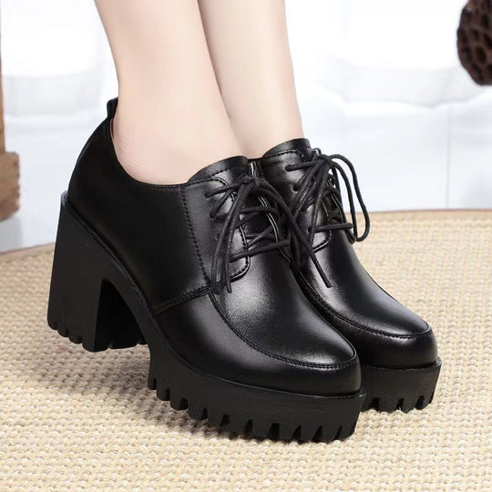 Damen Trendige Schnürstiefeletten mit robustem Blockabsatz R&B