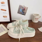 Damen Plateau-Slipper mit modischem Design und bequemer Schnürung