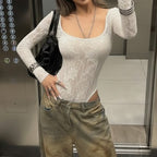Damen Elegantes Spitzenshirt mit langen Ärmeln und romantischen Details R&B
