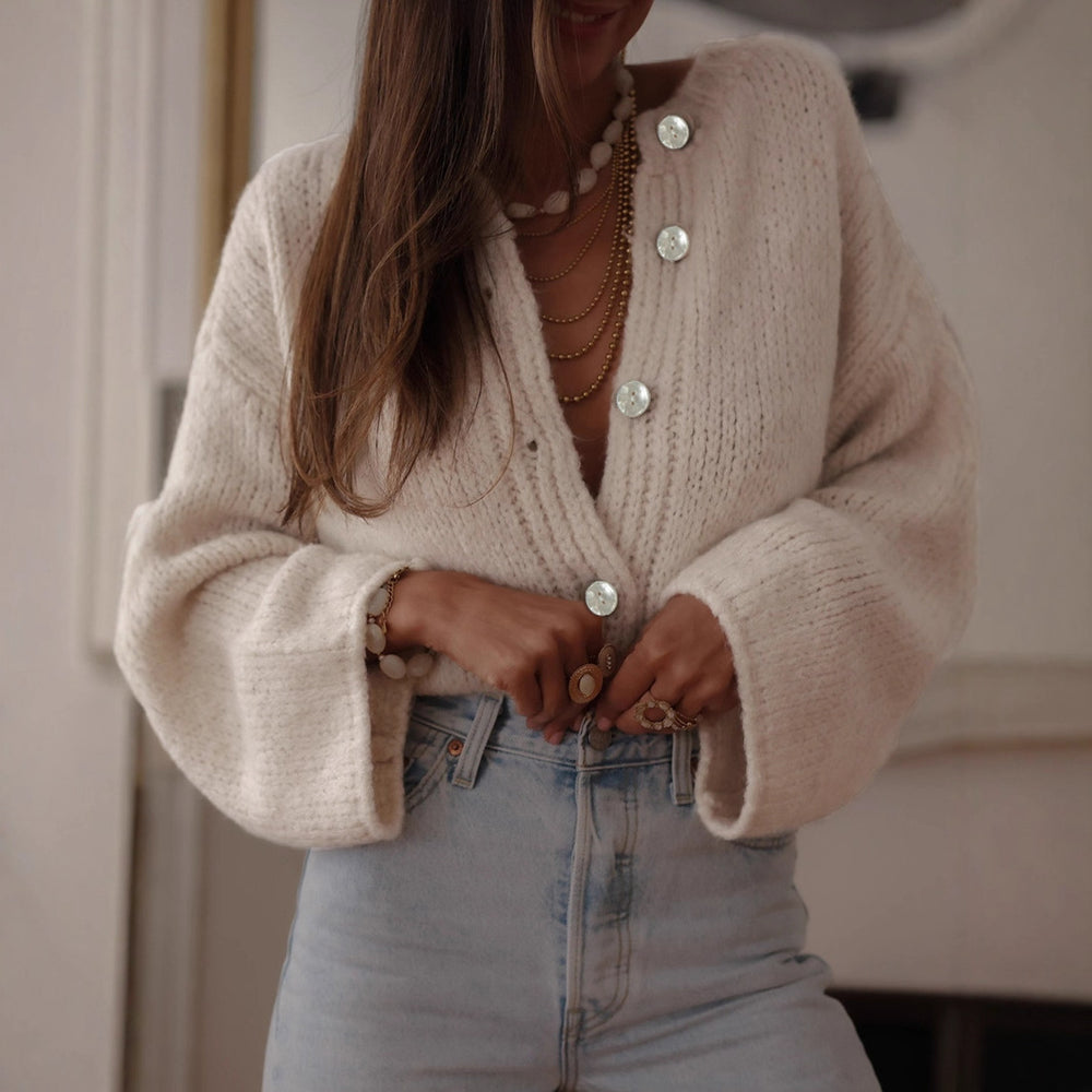 Damen kuschelige Strickjacke mit oversized Ärmeln und eleganten Perlenknöpfen R&B