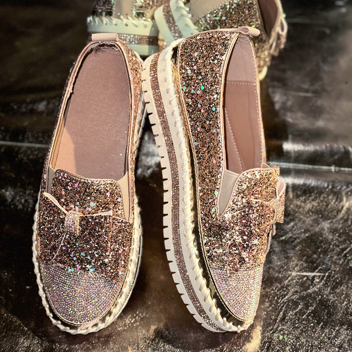 Damen Glitzernde Slip-On Sneakers mit dekorativem Schleifen-Detail R&B