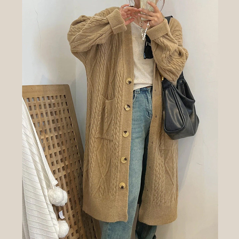 Damen Strickjacke mit Zopfmuster und Knopfverschluss R&B