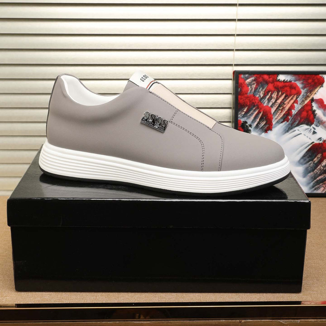 Damen Sportliche Slip-On Sneakers mit flexibler Sohle und dämpfendem Komfort R&B
