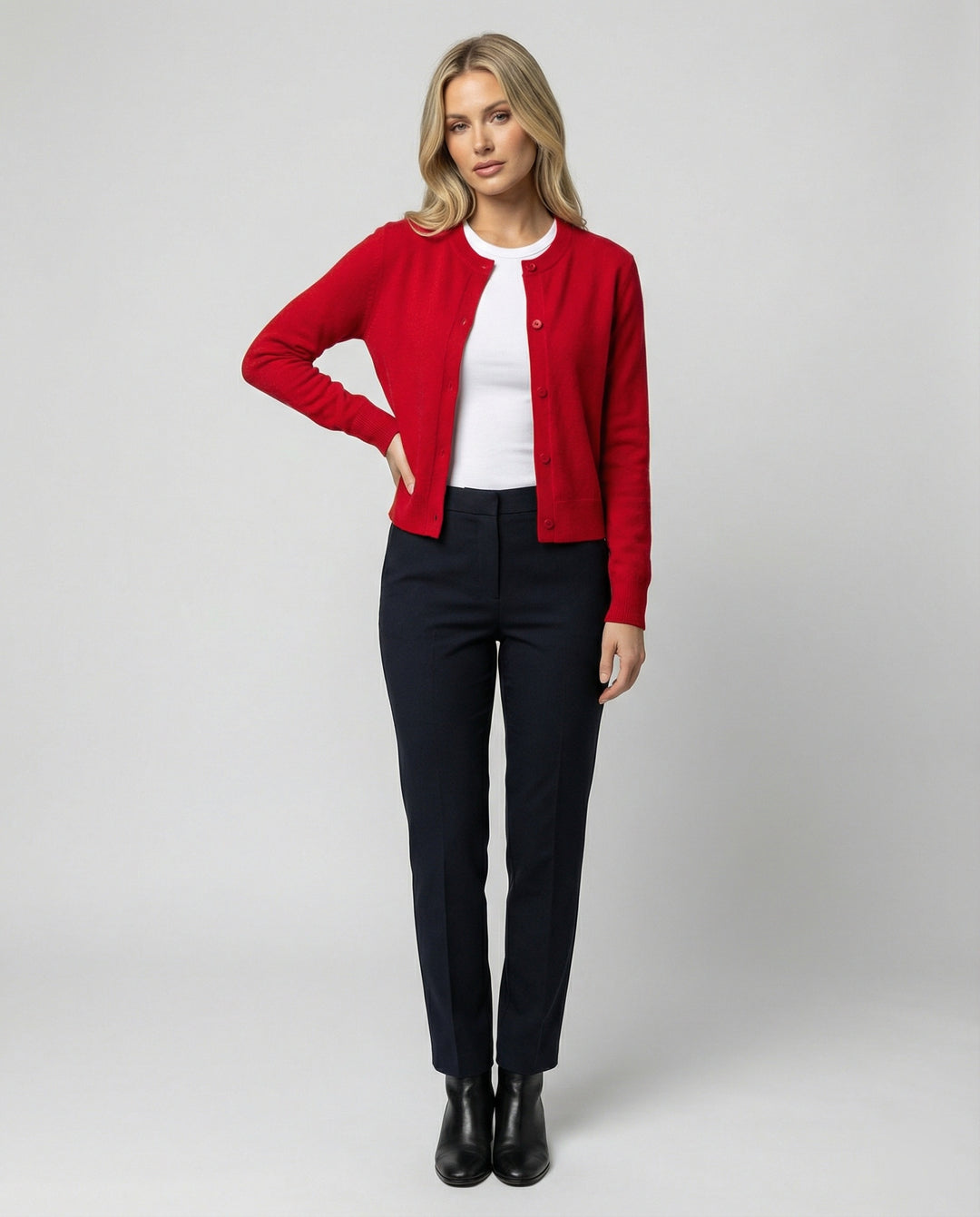 Damen Strickjacke aus Wollmischung in festlichem Rot