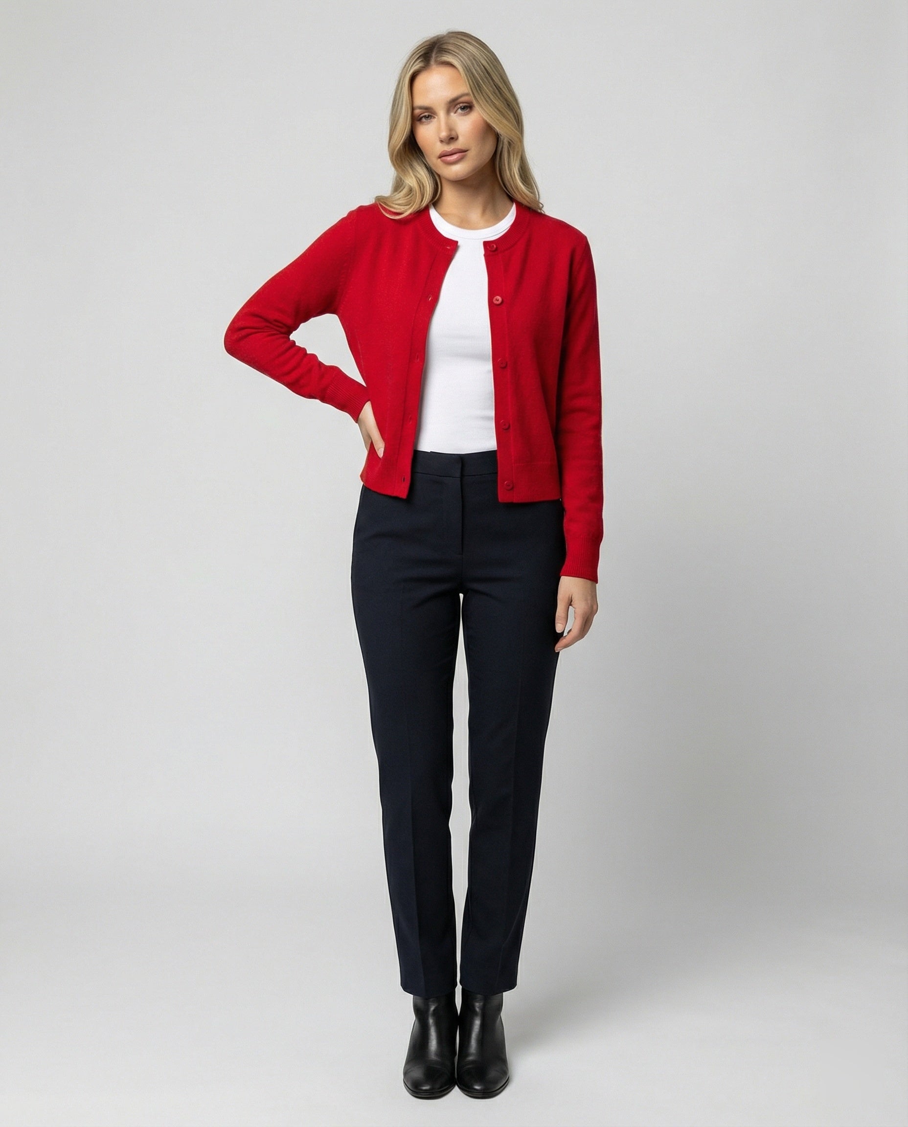 Damen Strickjacke aus Wollmischung in festlichem Rot