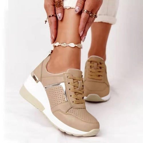 Damen Wedge Sneakers mit atmungsaktiver Oberflächenstruktur und modischem Metallic-Detail R&B