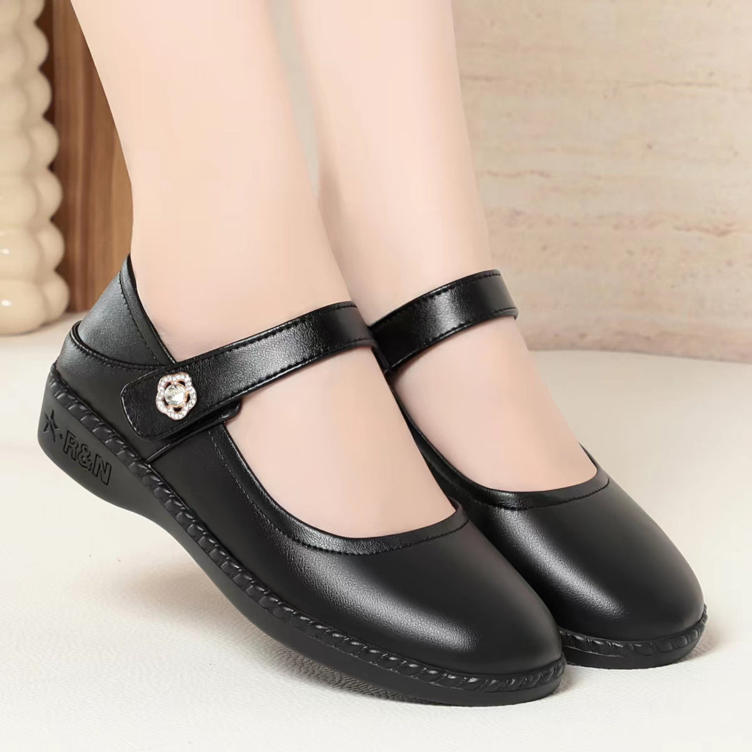 Damen Komfortable Mary Jane Ballerinas mit flexiblem Riemen und dekorativem Schmuckdetail R&B