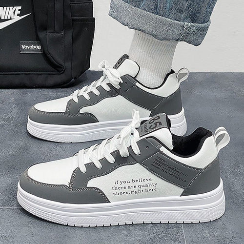 Damen Sportliche Sneakers mit atmungsaktiver Textil-Oberfläche und modischer Logo-Applikation R&B
