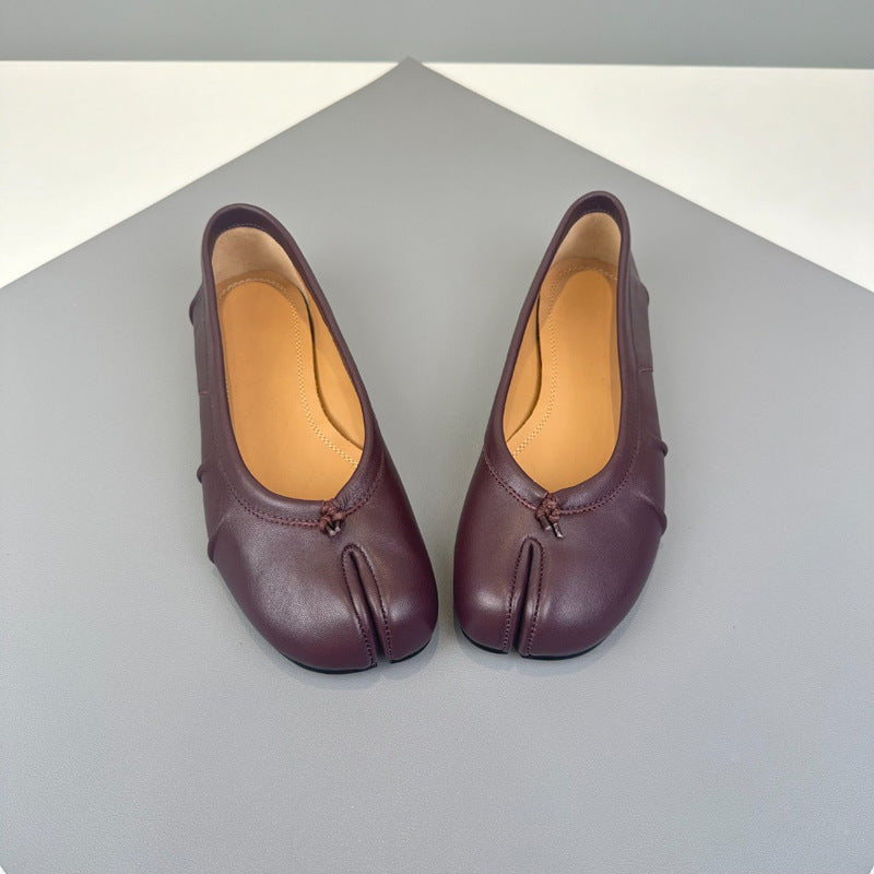 Damen Mokassin Balletschuhe mit einzigartiger Zehenform und glänzender Oberfläche R&B