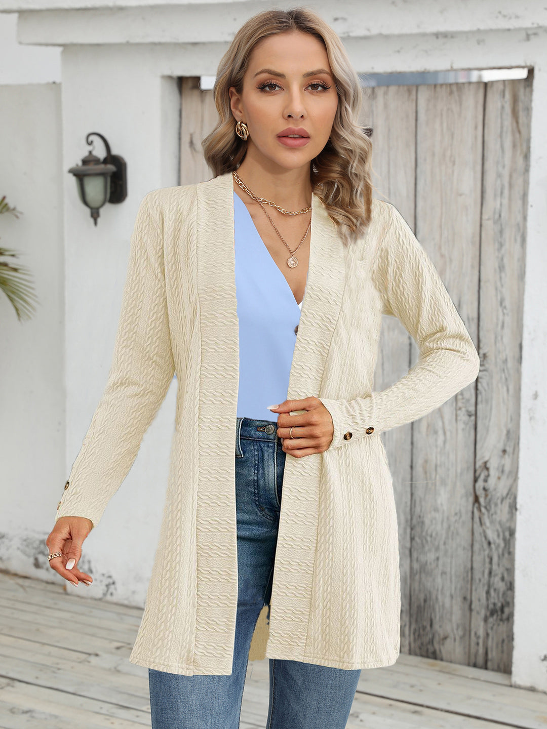 Damen Strickjacke mit strukturiertem Design und eleganten Knopfdetails R&B
