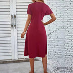 Damen Jumpsuit mit figurbetontem Wickeldesign und elegantem V-Ausschnitt R&B