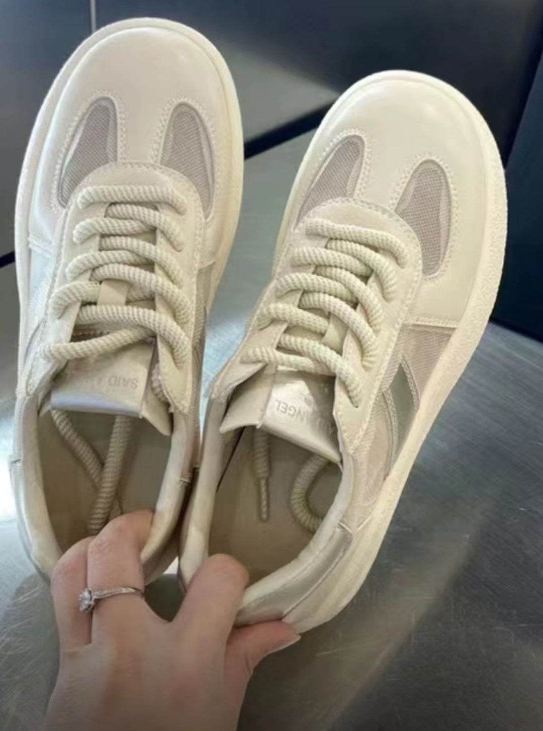 Damen Sneakers mit atmungsaktiver Mesh-Oberfläche und elegantem Design R&B