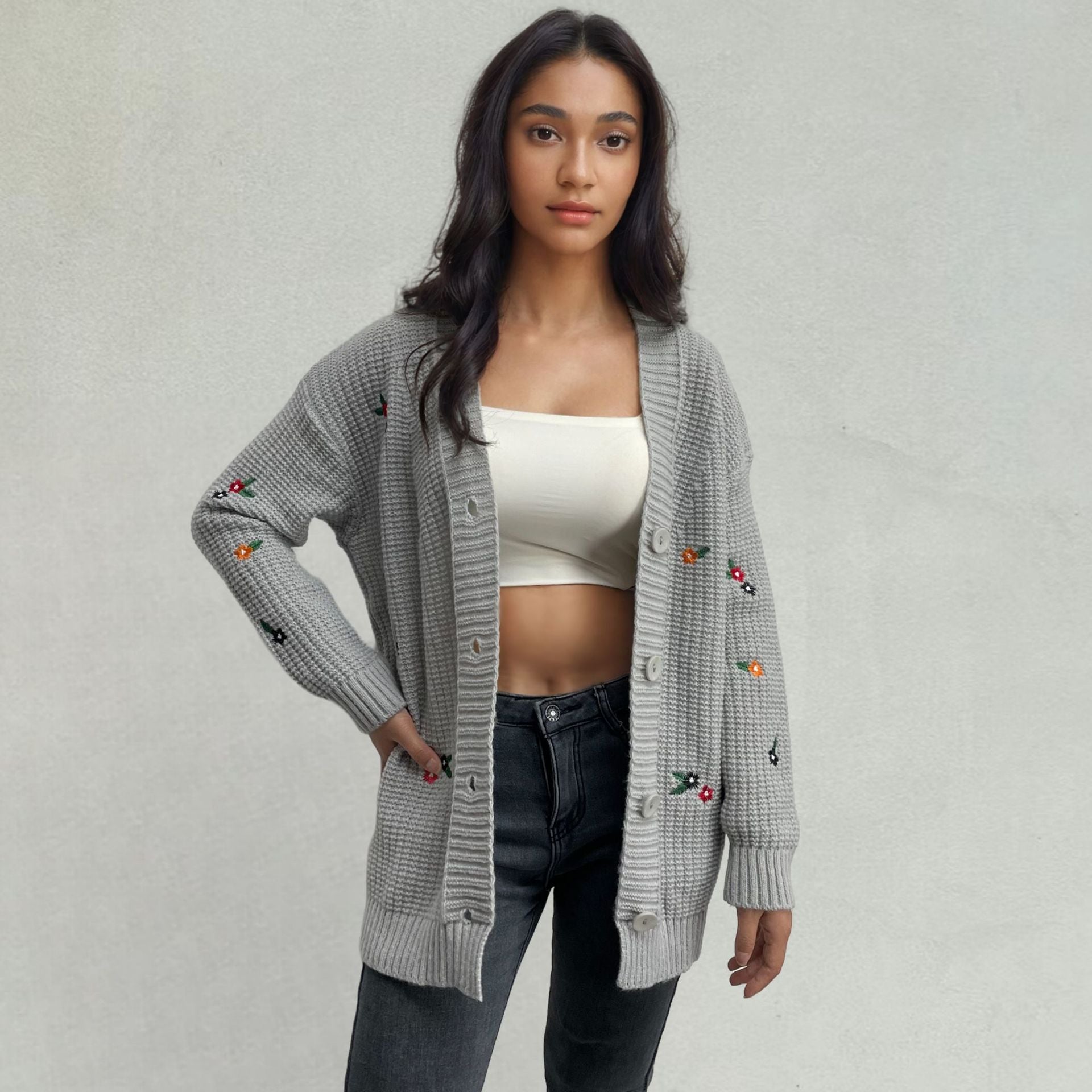Damen Strickjacke mit floralem Stickdesign R&B