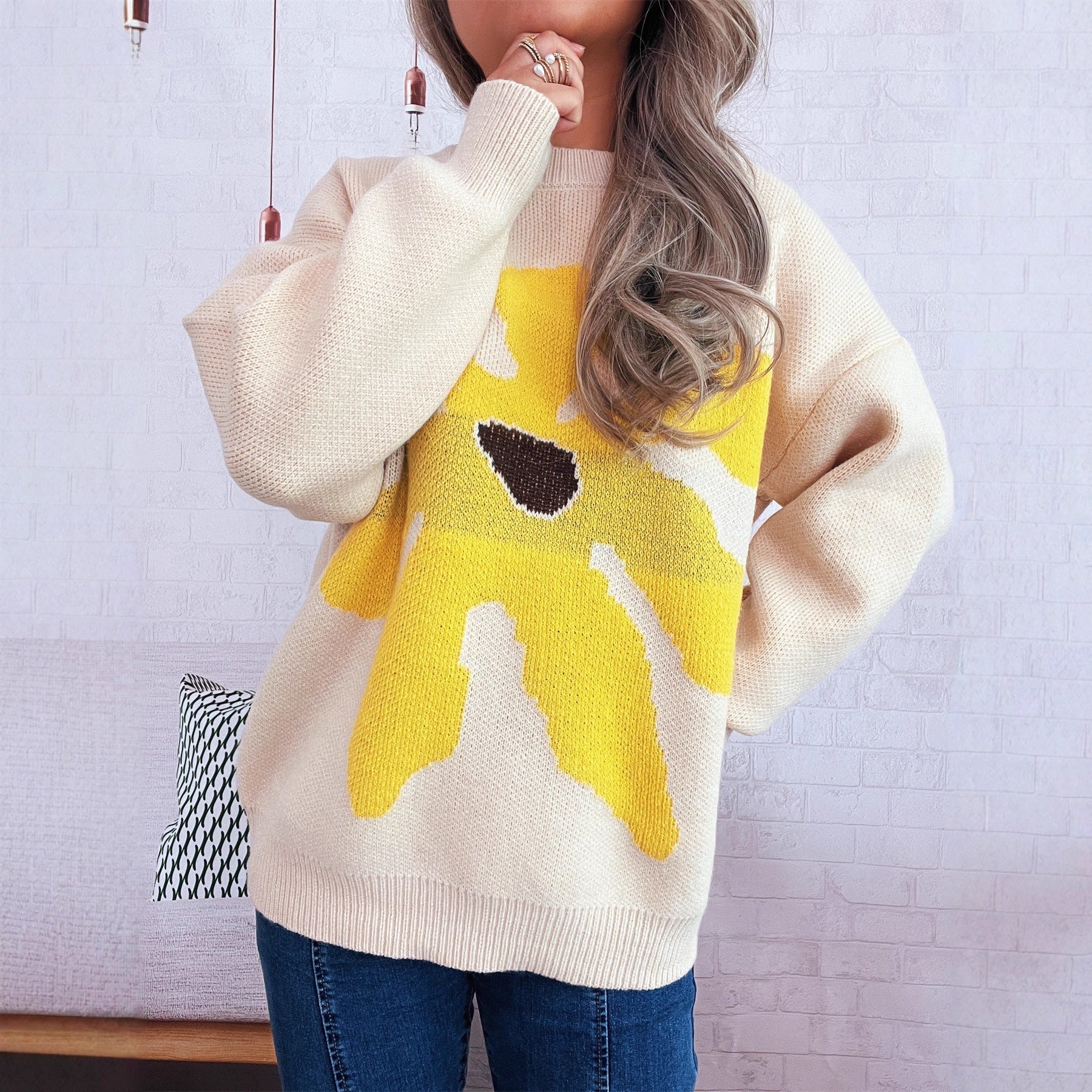 Damen verspielter Strickpullover mit floraler Applikation R&B