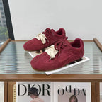 Damen Sportliche Sneakers mit weichem Wildleder-Obermaterial und modischem Schnürsystem R&B