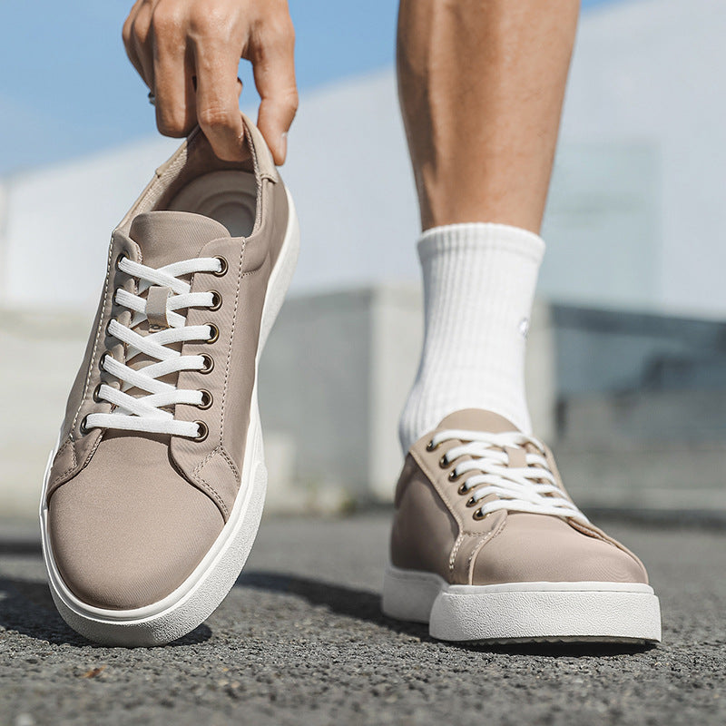 Damen Modische und bequeme Sneakers aus veganem Leder R&B