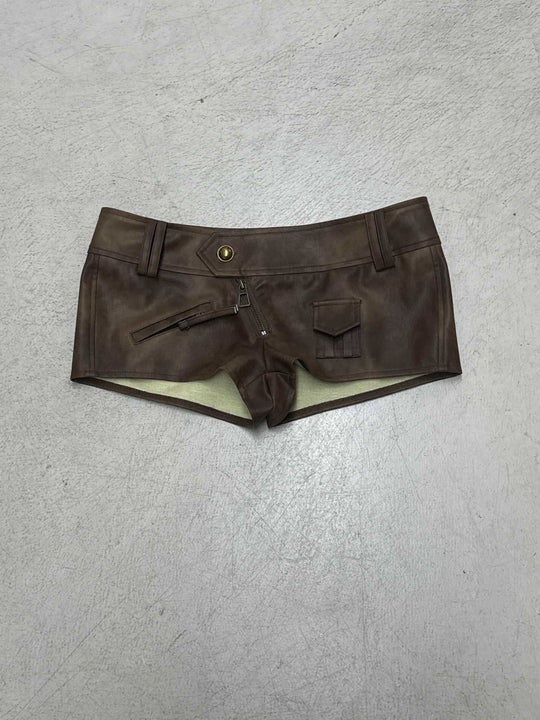 Damen Kunstleder-Shorts mit dekorativen Reißverschlüssen und stylischen Taschen R&B