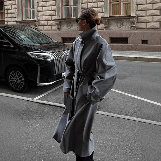 Damen eleganter Trenchcoat mit zeitgemäßen Schnitt R&B