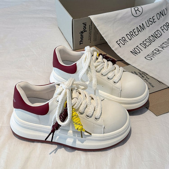 Damen Modische Sneakers mit robustem Sohlenprofil und innovativem Schnürsystem R&B
