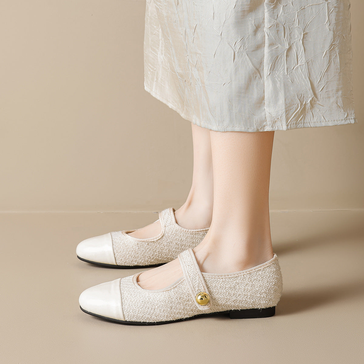 Damen Ballerina-Schuhe mit elegantem Riemen und modischem Knopfdetail
