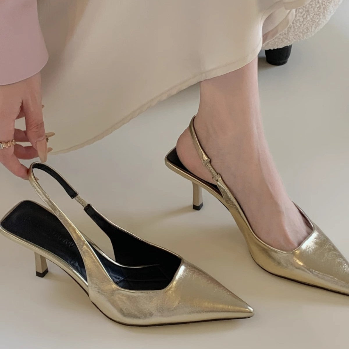 Damen elegante Slingback Pumps mit spitzem Design R&B