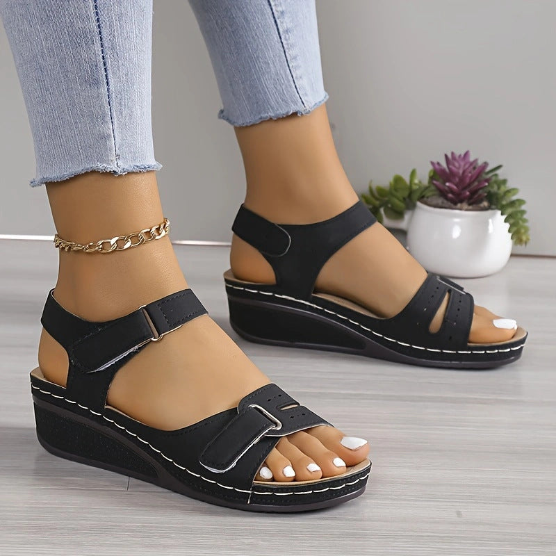 Damen Keilsandalen mit verstellbaren Riemen und anatomischem Fußbett R&B