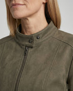 Damen kurze Velourslederjacke mit markanten Teilungsnähten hohem Stehkragen und Zweiwege-Reißverschluss R&B