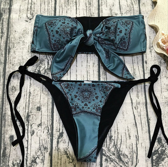 Damen Bandeau-Bikini mit verspieltem Knotendesign R&B