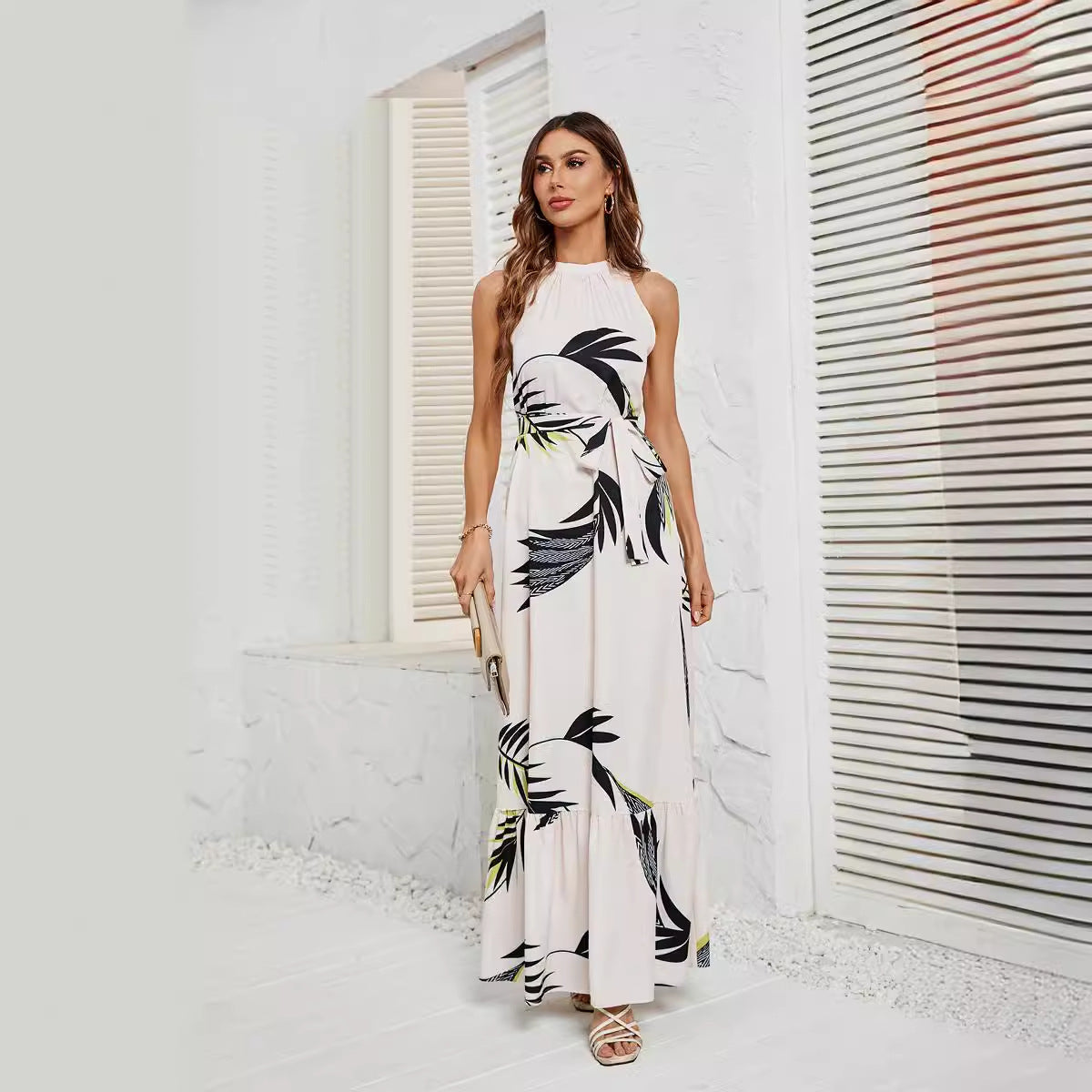 Damen Maxikleid mit floralem Print und elegantem Halsband R&B