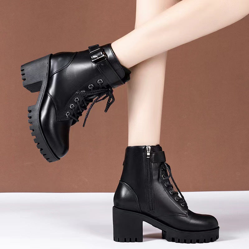 Damen nan Plateau-Schnürstiefelette aus Kunstleder mit profilierter Gummisohle und verstellbarem Schnallenriemen R&B