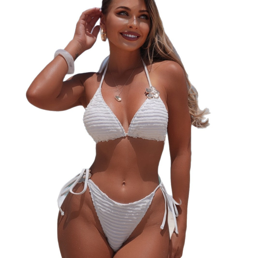 Damen Triangel-Bikini mit verstellbaren Seitenbändern und texturiertem Stoff R&B