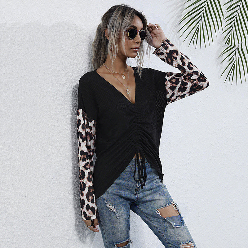 Damen V-Ausschnitt Bluse mit Raffung und modischen Tiermusterärmel R&B