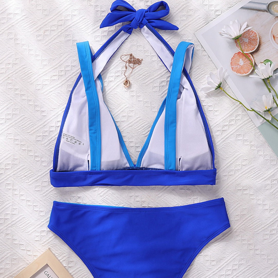 Damen Sportlicher Bikinischnitt mit tiefem Dekolleté R&B