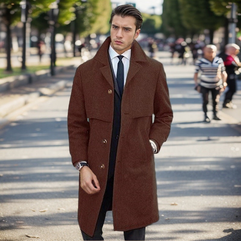 Herren urbaner Wollmantel mit asymmetrischem Schnitt