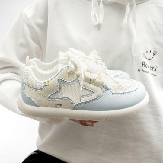 Damen Sneakers mit verspieltem Sternen-Muster und perlenverzierten Schnürsenkeln R&B