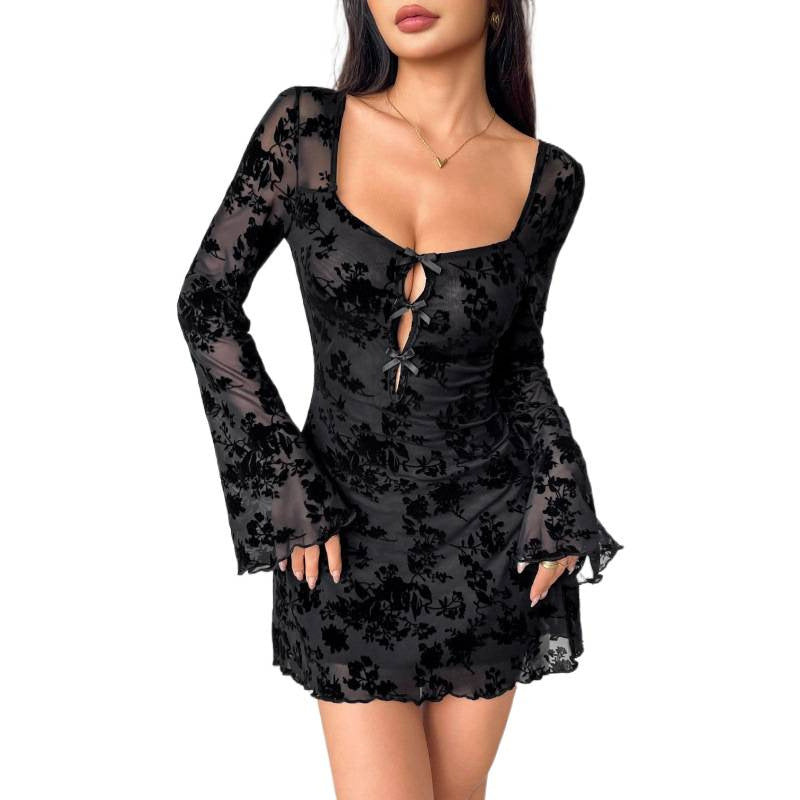 Damen Mini-Kleid mit floralem Stickdesign und transparenten Ärmeln R&B