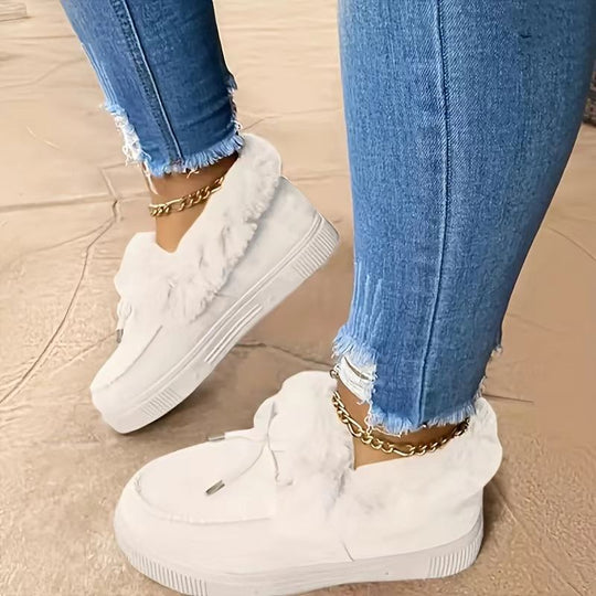 Damen Sneakers mit kuscheligem Fellkragen R&B