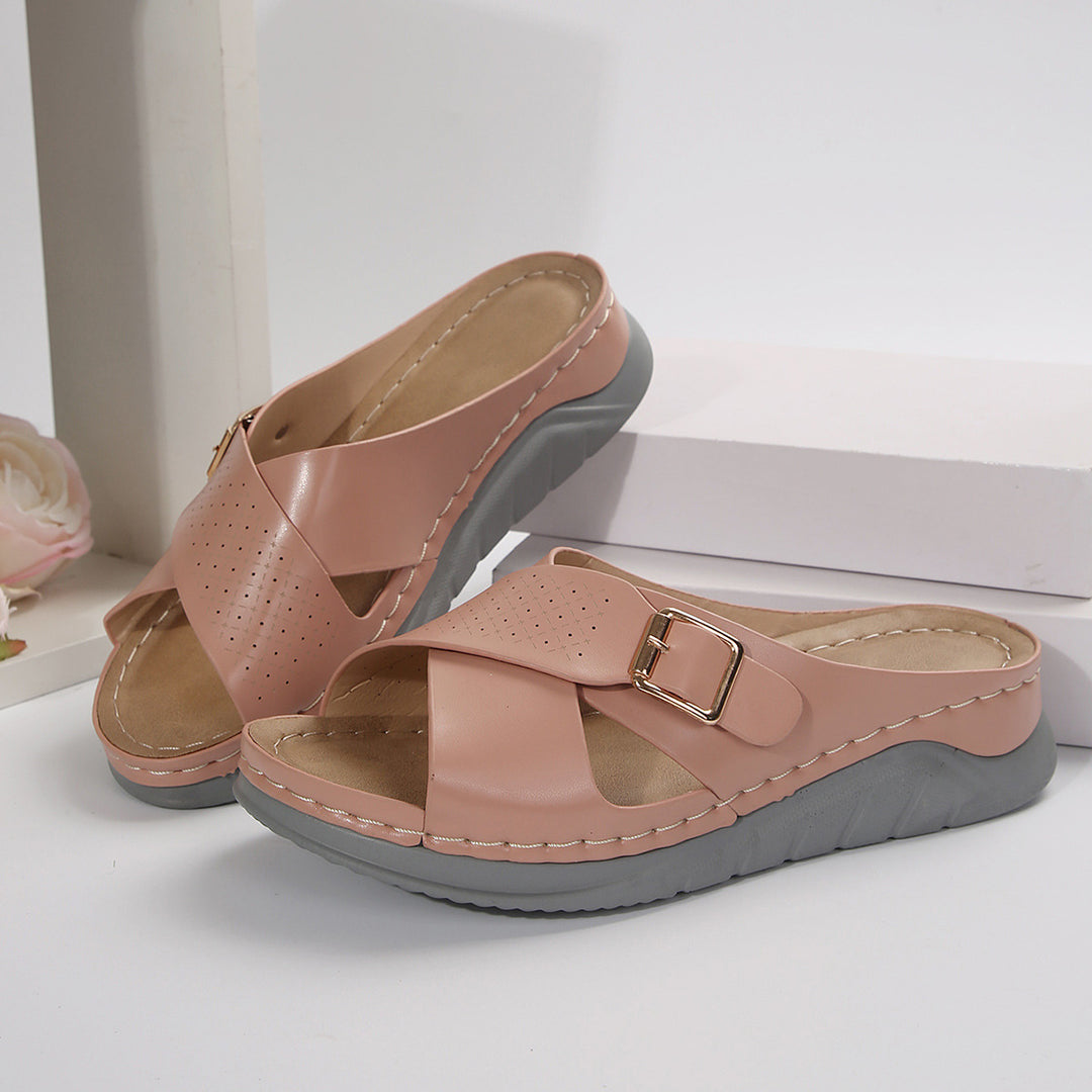 Damen bequeme Clogs mit modischer Schnallenapplikation und rutschfester Sohle R&B