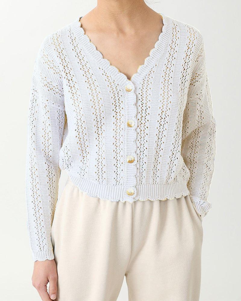 Damen Strickcardigan mit femininer Rüsche und Knopfdetails R&B