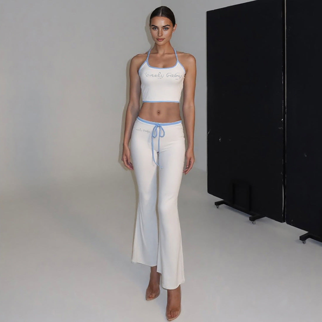 Damen Sportliches Zweiteiler-Set mit bra und weit geschnittener Hose R&B