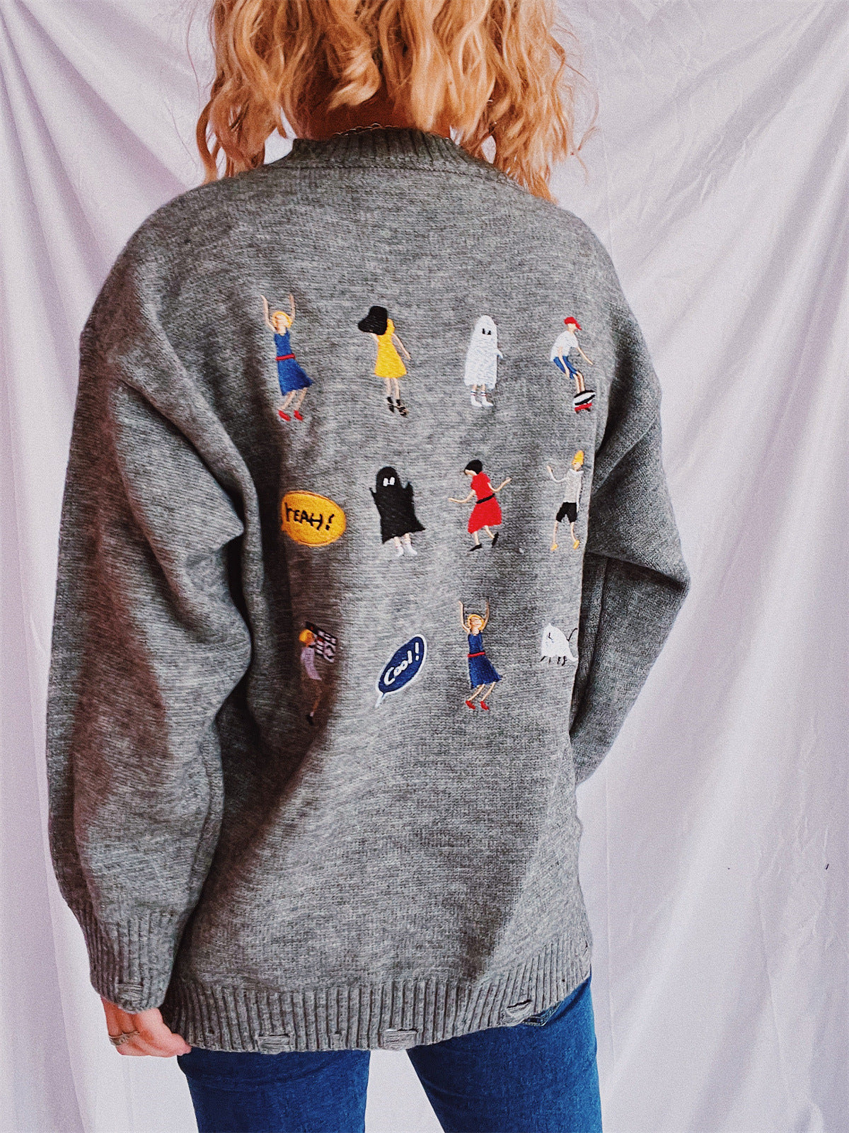 Damen pullover mit bunten Stickmotiven und lässigem Schnitt R&B